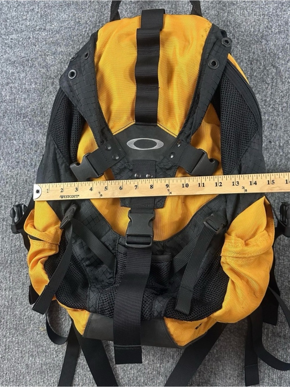 Oakley Icon 2.0 Yellow and Black Tactical Backpack